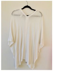 Off White Ribbed V-Neckline Top